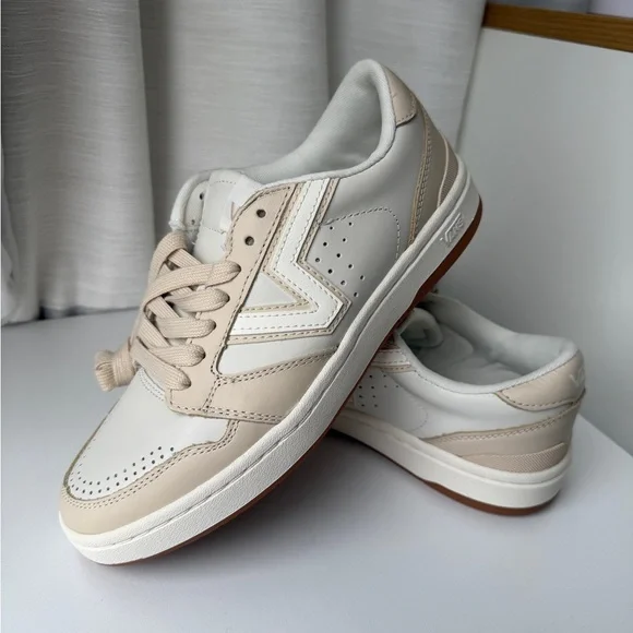 VANS Lowland 2.0 Shoe in Marshmallow, Women’s 8 NEW - Picture 3 of 7